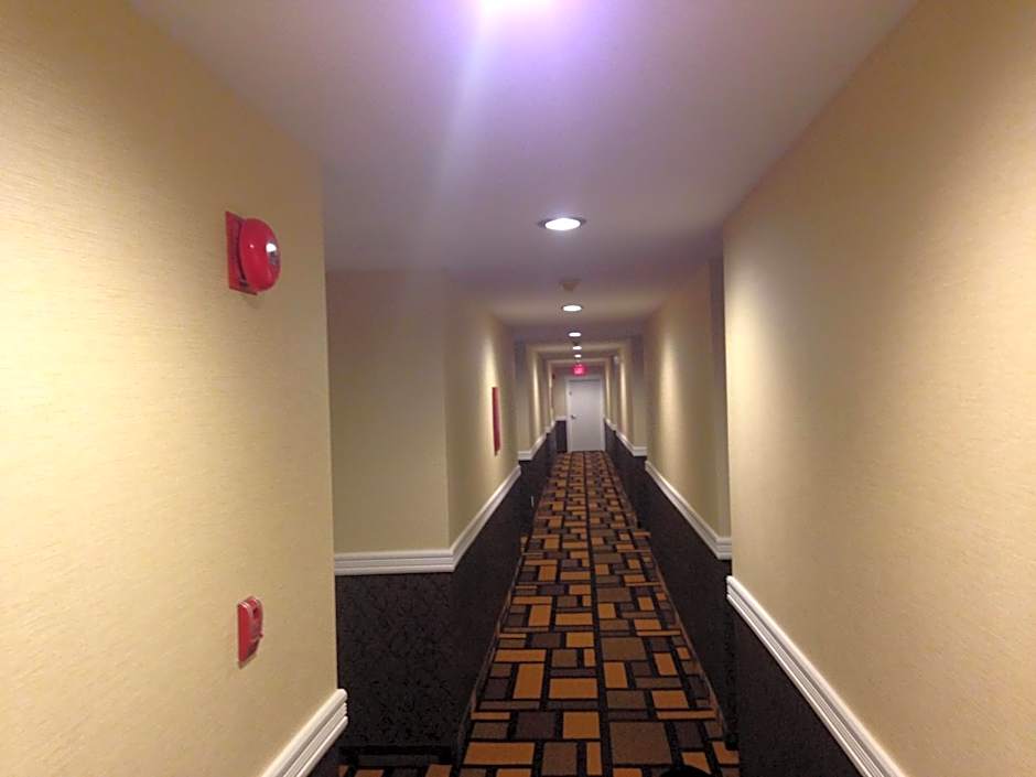 Days Inn by Wyndham Sylvan Lake