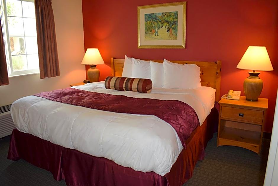 Baymont by Wyndham Wichita East