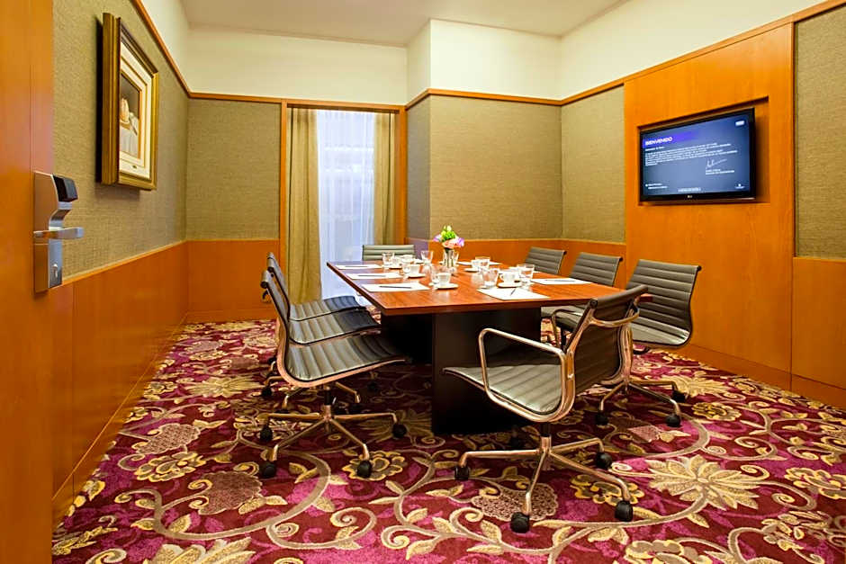 Alvear Art Hotel