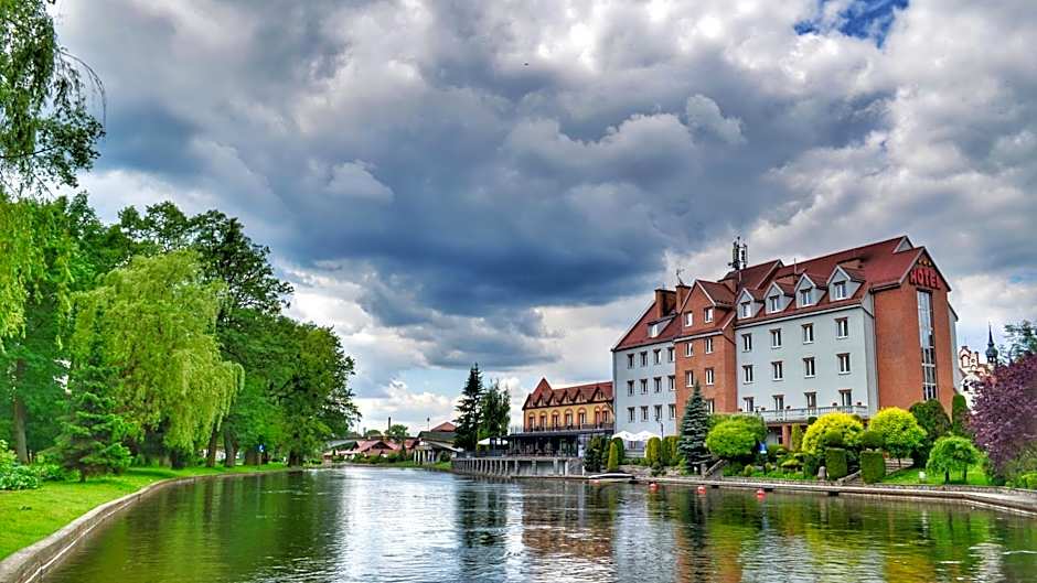 Hotel Nad Pisą