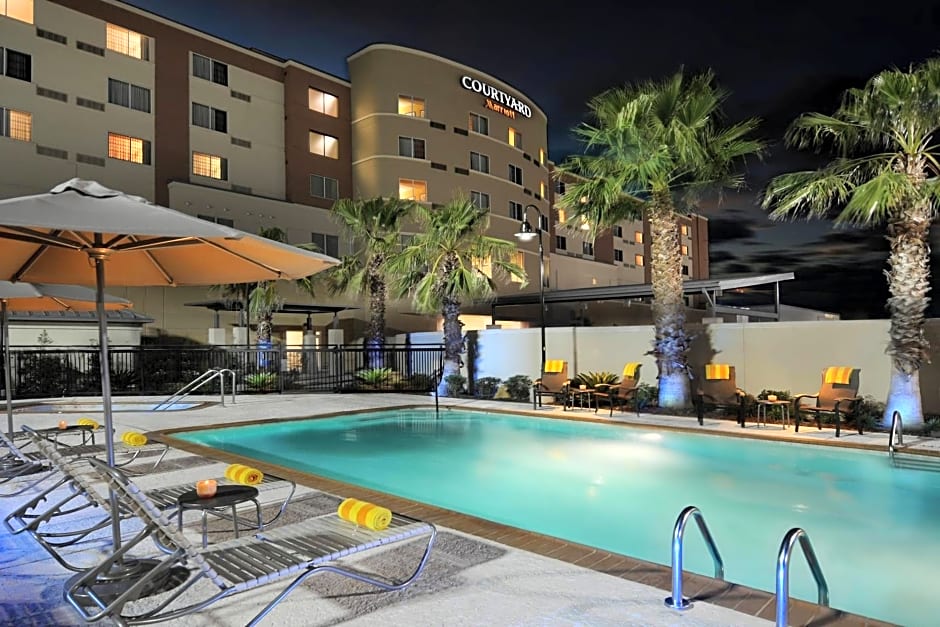 Courtyard by Marriott Houston Pearland