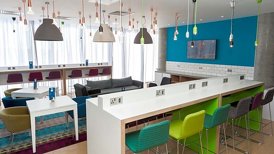 Holiday Inn Express Aberdeen Airport By IHG