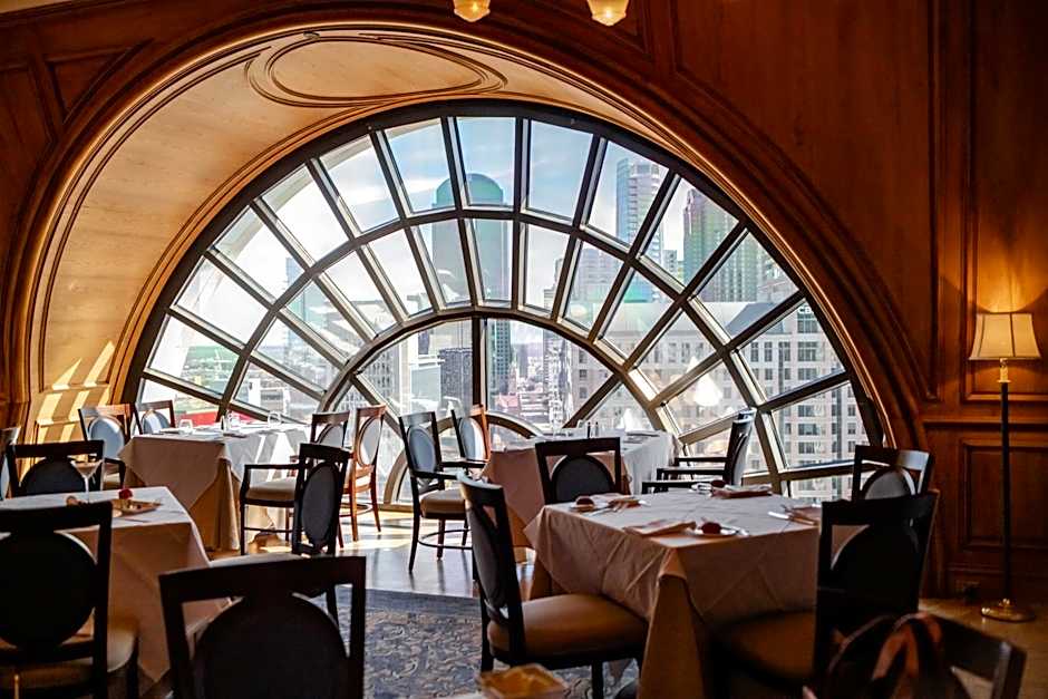 Hotel Crescent Court