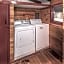 Big Bear, 3 Bedrooms, Stone Fireplace, Midtown, Sleeps 8