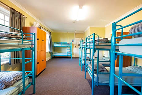 1 Bed in 10-Bed Mixed Dormitory Room