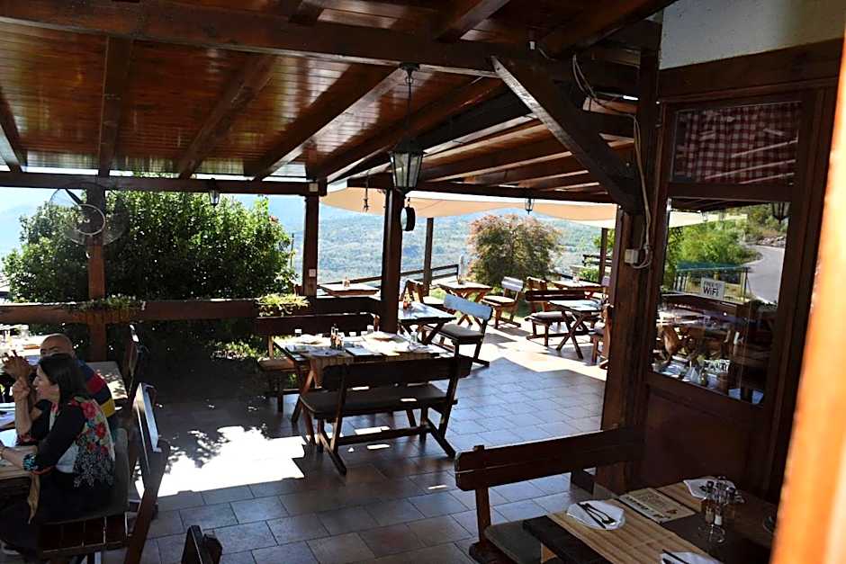 OSTROG Aparthotel KOLIBA-VLASTNIŠTVO MANASTIRA OSTROG