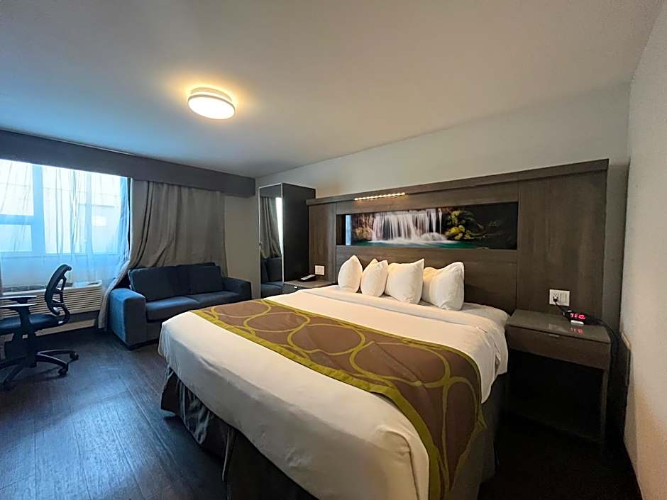 Super 8 by Wyndham Macleod Trail Calgary