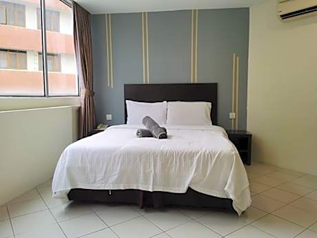 Executive Queen Room