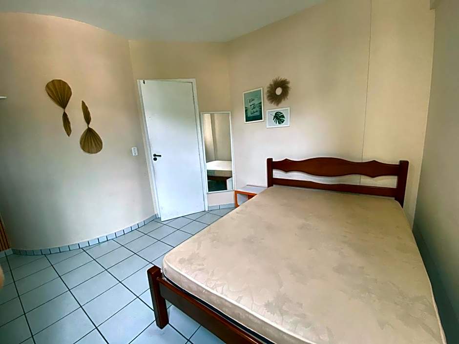 Apto lindo e aconchegante com piscina 202A