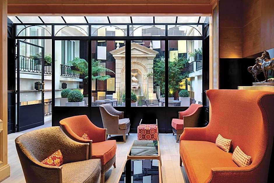 Rochester Champs-Elysees Hotel