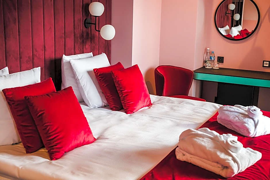 Ego SPA - Adults Only