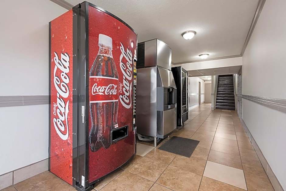 Red Roof Inn College Station