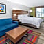 Holiday Inn Express & Suites Dinuba West