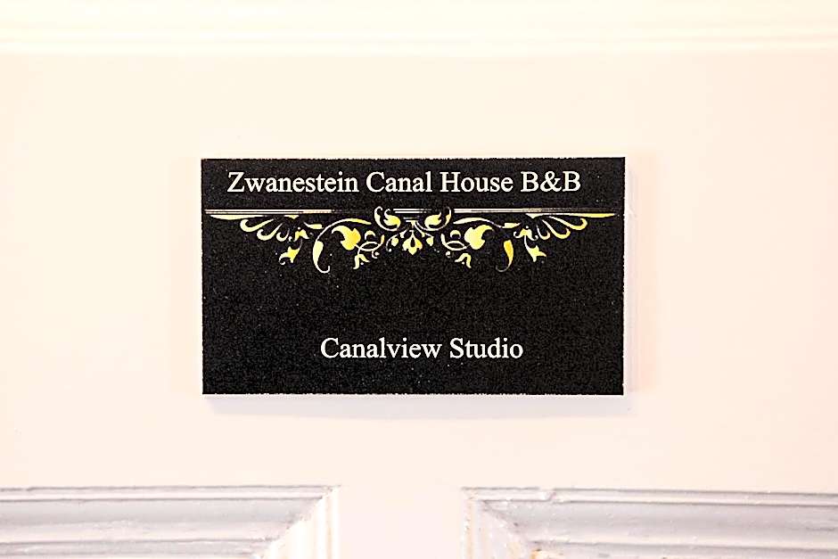 Zwanestein Canal House