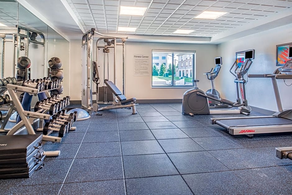 Holiday Inn Express Hotel & Suites Bismarck By IHG