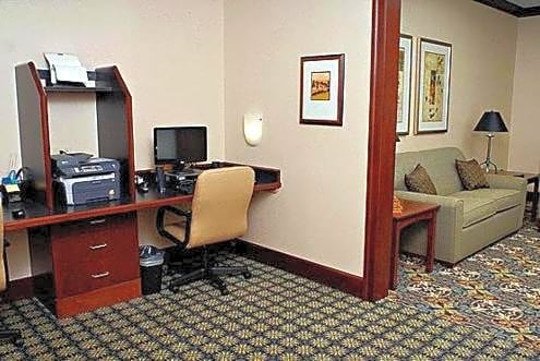 Staybridge Suites - Philadelphia Valley Forge 422, an IHG Hotel