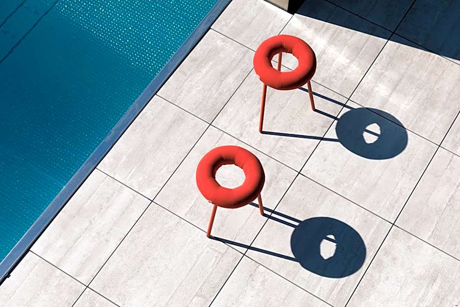 GOING TRIPLE A apartments EAST