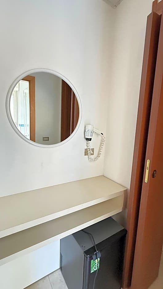 Hotel Ariella