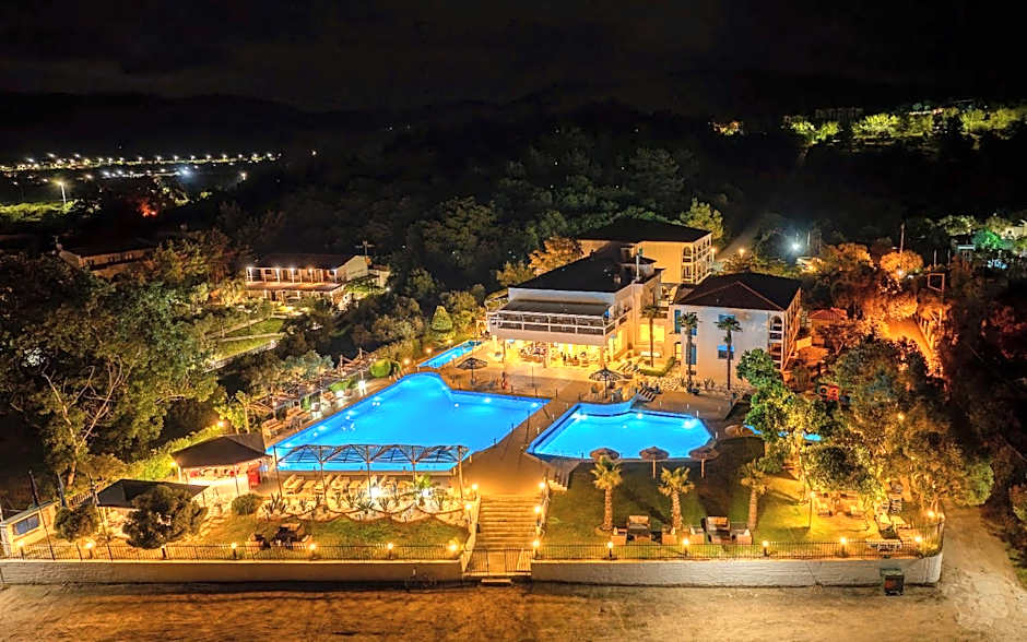 Kamari Beach Hotel