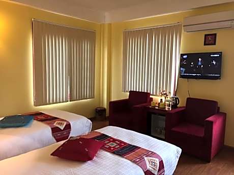 Superior Double Or 2 Single Beds