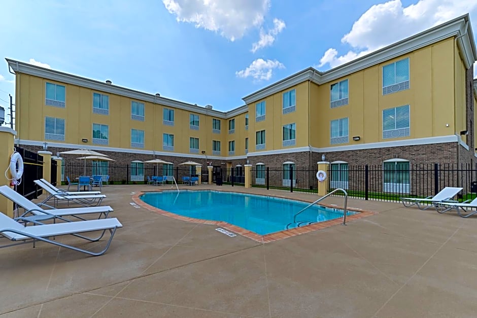 Holiday Inn Express Tomball, an IHG Hotel