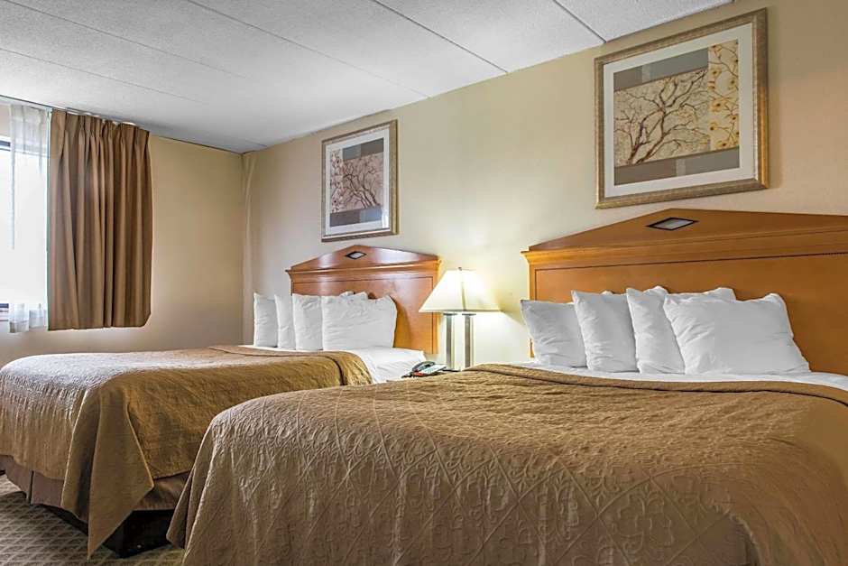 Quality Inn & Suites Fairview - Erie