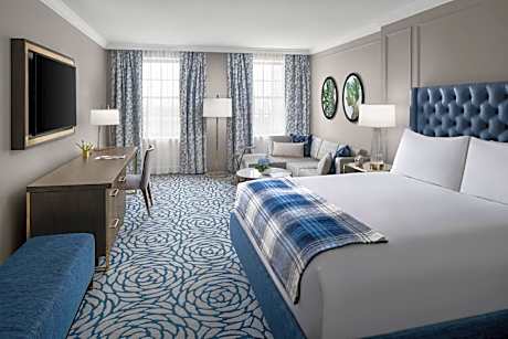 Soaker Tub Guest Room, Guest room, 1 King