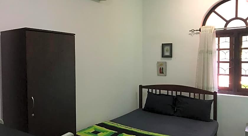 Breeze of Paradise Hotel