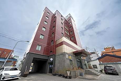 Jeongeup H