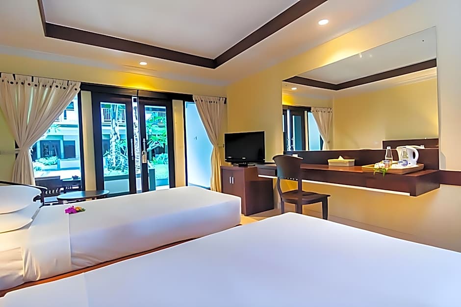 Champlung Mas Hotel