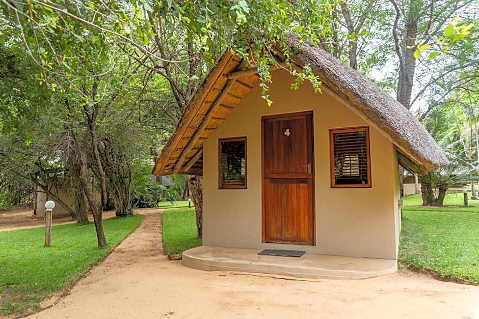 Shumba Safari Bush Camp