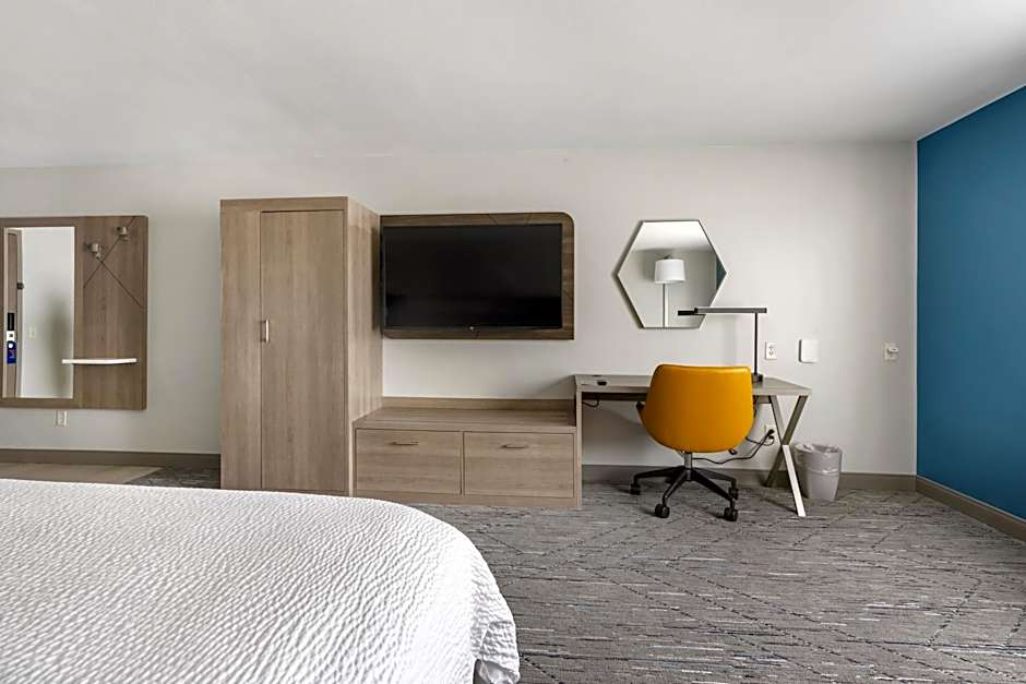 Holiday Inn Express Peru-Lasalle Area By IHG