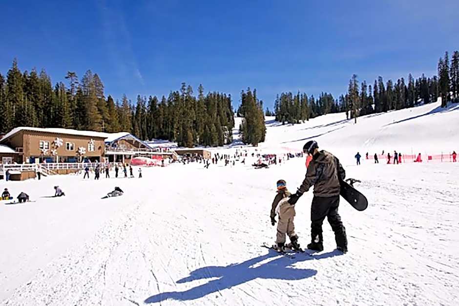 Yosemite Mountain Retreat