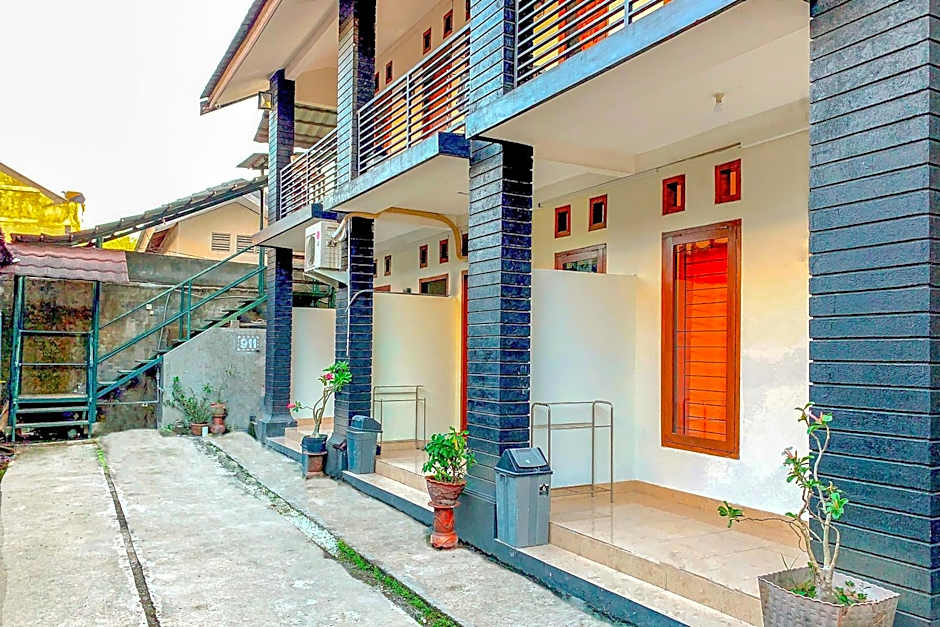 Kost & Homestay 911