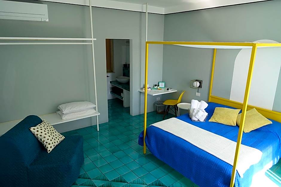 Ninina Boutique Suites