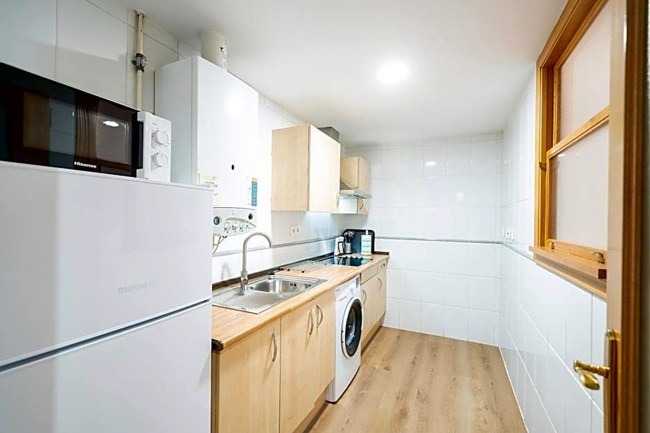 Apartamentos GO - Génova Parquesol - Parking Gratuito-Zona libre de bajas emisiones