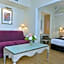 Hotel Suites Unic Renoir Saint-Germain