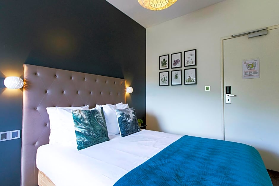 Photo 1 of 1 of Deluxe 1 King Bed