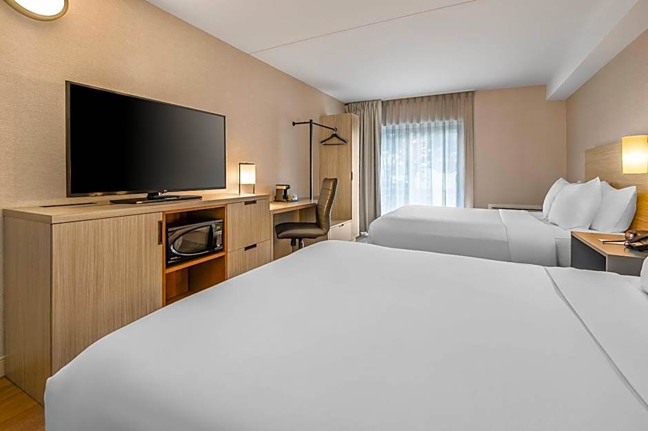 Comfort Inn Ancienne-Lorette - Quebec Airport