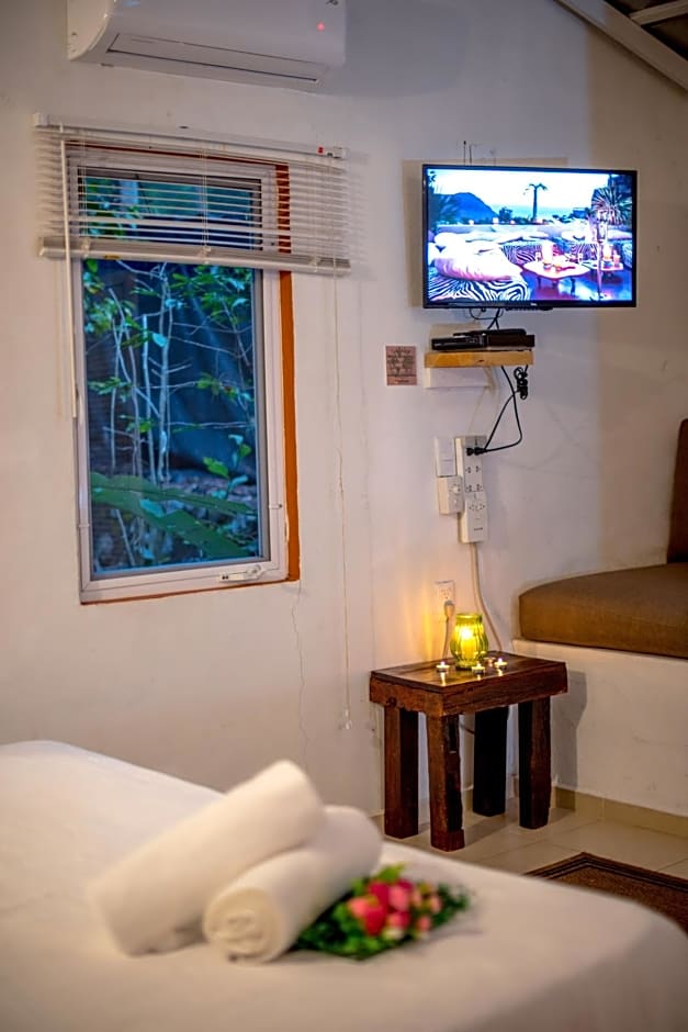 Htl & Villas Comala, alberca , parking, centricas, Petfriendly