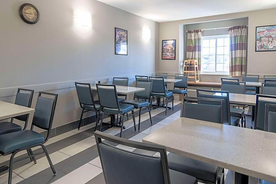 Microtel Inn & Suites by Wyndham Pigeon Forge