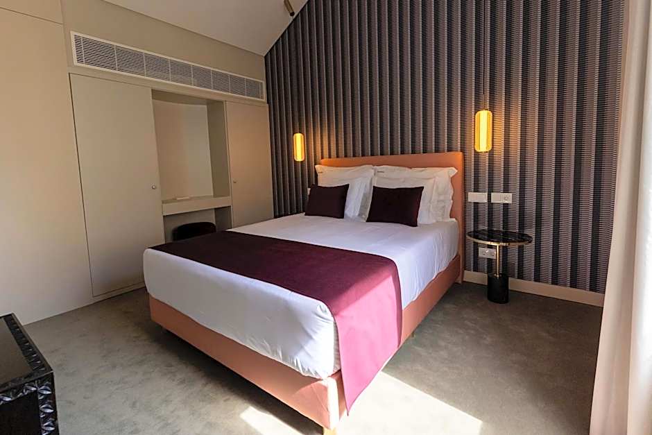 Mastro - Discoveries and Memories