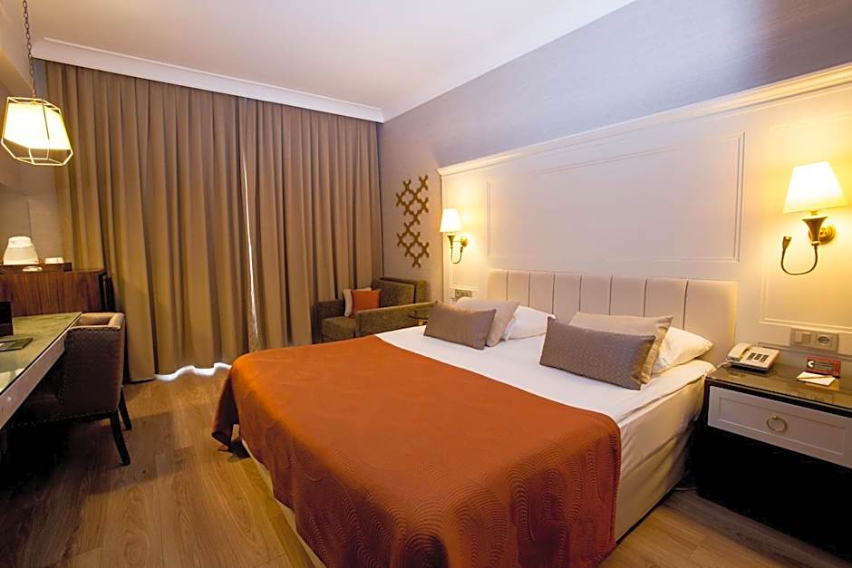 Fame Residence Kemer & Spa