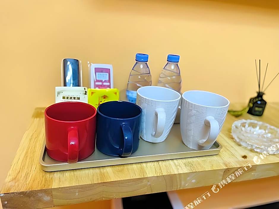 Chihiro Apartment (Guangzhou Shangxiajiu children's Hospital )