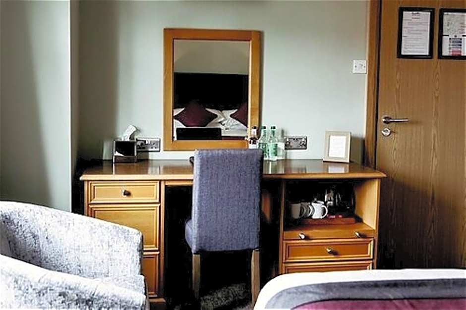 St. Davids Cross Hotel