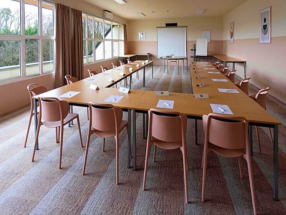 Ibis Styles Chinon