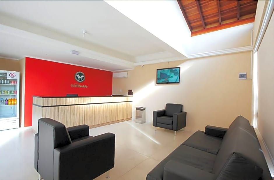 Pousada Esmeralda Olimpia