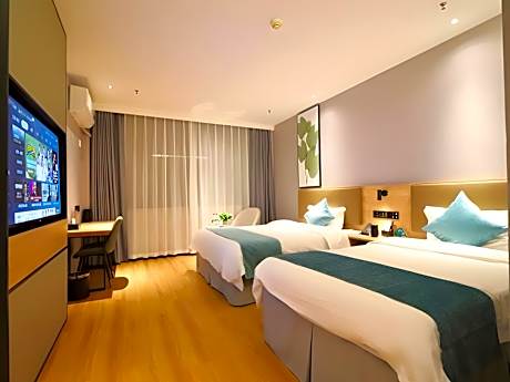 Twin Deluxe Room