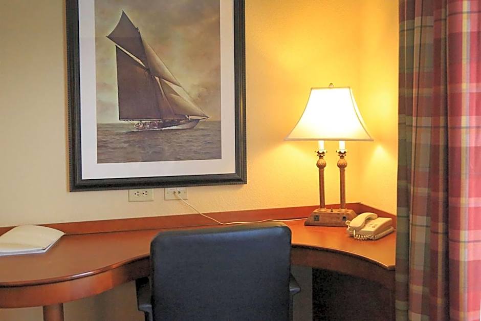 Hampton Inn By Hilton Easton