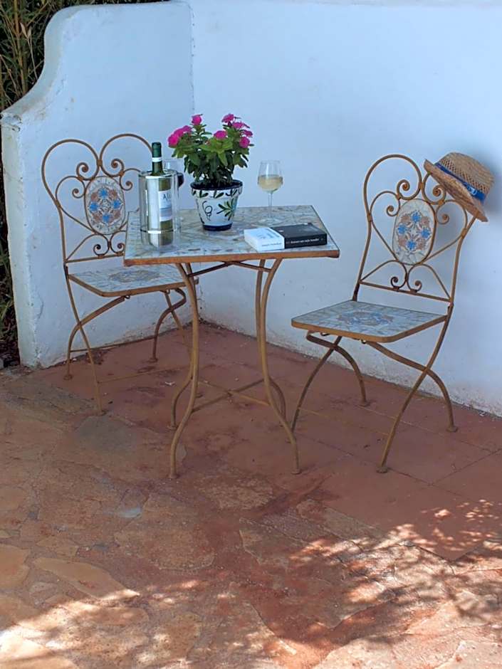 Buena Idea - Adults Only